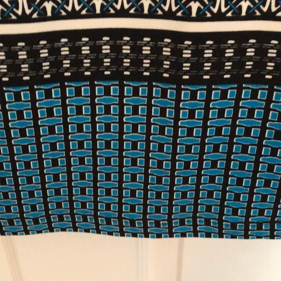 Casual sleeveless dress. - Picture 4 of 6